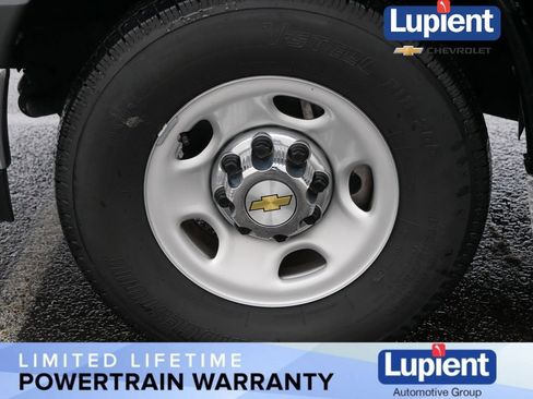 Used 2025 Chevrolet Express 3500 LT w/ LT Preferred Equipment Group image 14