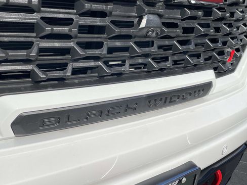 New 2025 GMC Sierra 1500 AT4 w/ AT4 Premium Package image 27