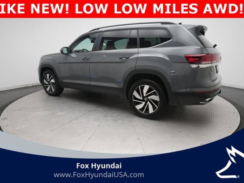 Used 2025 Volkswagen Atlas SE image 12
