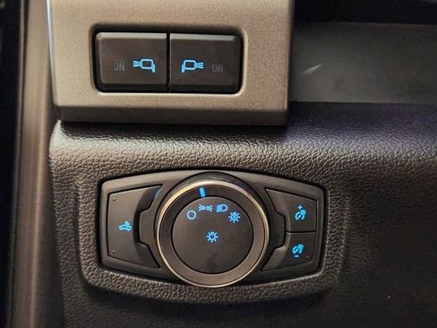 Used 2018 Ford F150 Raptor w/ Equipment Group 802A Luxury image 22