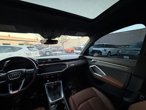 Used 2019 Audi Q3 2.0T Premium Plus w/ Premium Plus Package image 36