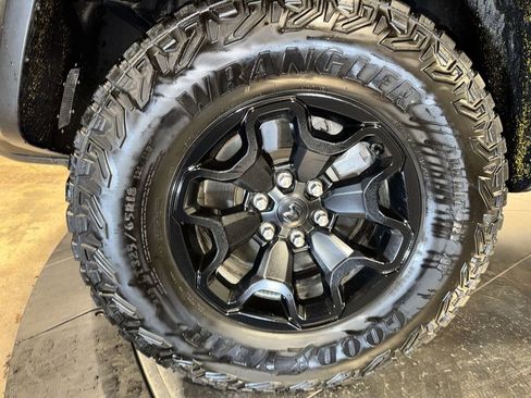 Used 2022 RAM 1500 TRX w/ TRX Level 1 Equipment Group image 10