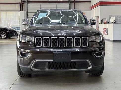 Used 2017 Jeep Grand Cherokee Limited w/ Trailer Tow Group IV image 5