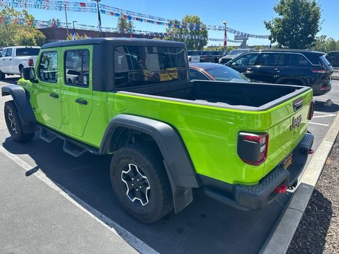 Used 2021 Jeep Gladiator Rubicon AWD/4WD image 4