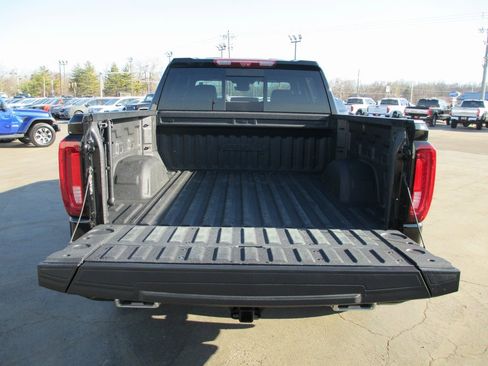 Used 2023 GMC Sierra 1500 AT4 w/ AT4 Premium Package image 7