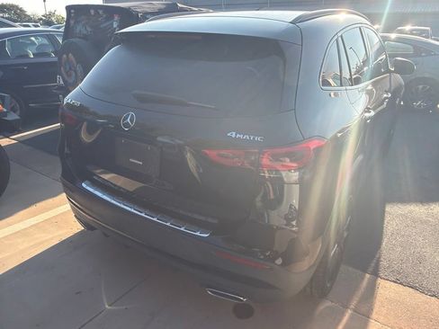 Used 2022 Mercedes-Benz GLA 250 4MATIC image 5