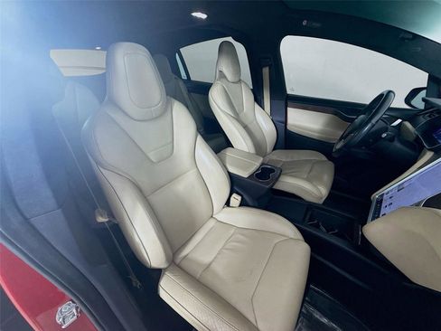 Used 2016 Tesla Model X P90D image 23