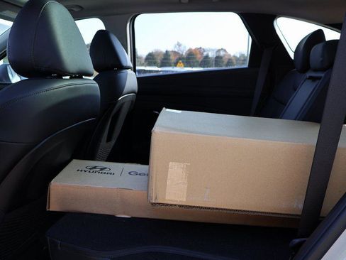 New 2026 Hyundai Tucson Limited image 19