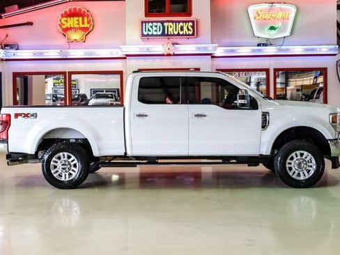Used 2021 Ford F250 XLT w/ XLT Premium Package AWD/4WD image 10