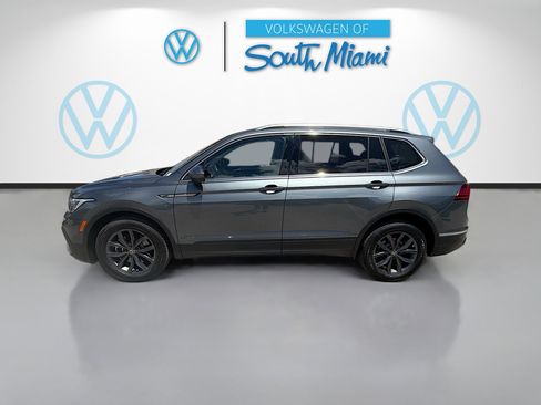 Used 2023 Volkswagen Tiguan SE image 4