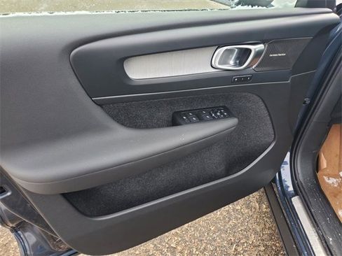 New 2026 Volvo XC40 B5 Plus w/ Protection Package Premier image 10