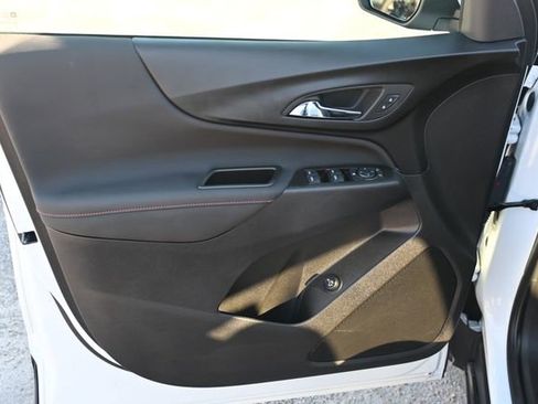 Used 2024 Chevrolet Equinox RS image 10