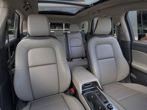 New 2025 Lincoln Corsair Grand Touring image 10