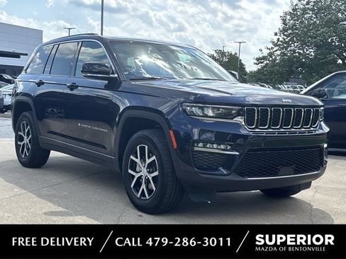 Used 2024 Jeep Grand Cherokee Limited AWD/4WD image 1