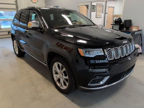 Used 2021 Jeep Grand Cherokee Summit image 7