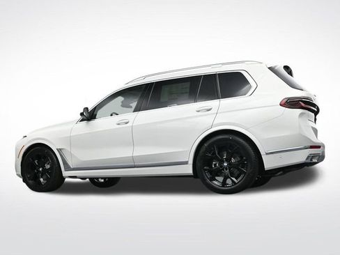 New 2026 BMW X7 xDrive40i AWD/4WD image 32