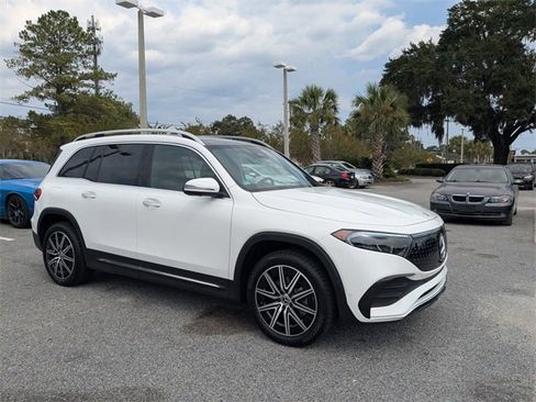 Used 2025 Mercedes-Benz EQB 250+ image 2