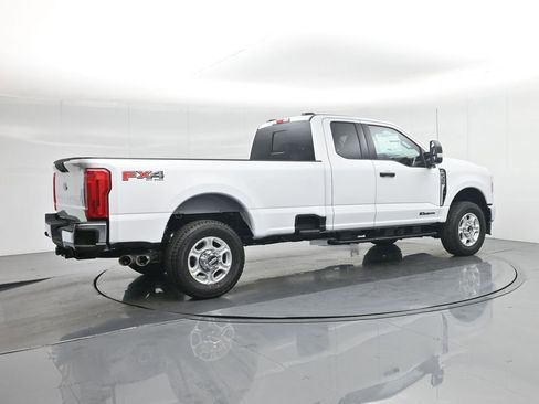 New 2026 Ford F350 XLT w/ FX4 Off-Road Package image 31