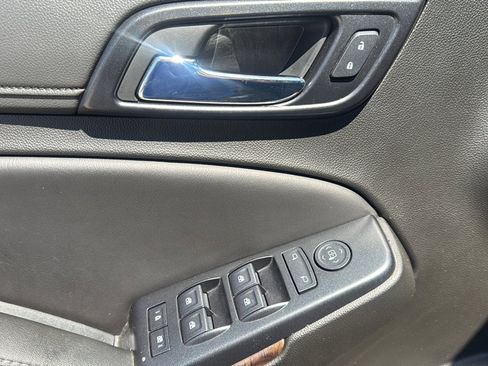 Certified 2019 Chevrolet Tahoe LS AWD/4WD image 17