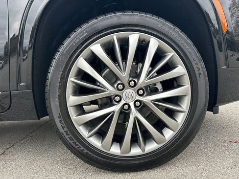 New 2026 Buick Enclave Avenir w/ Super Cruise Package image 13