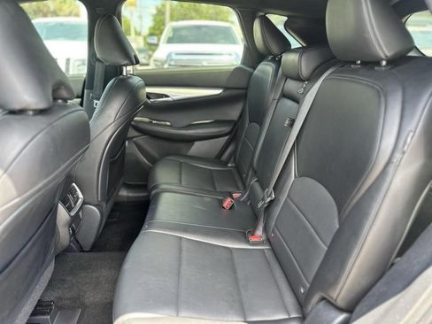 Used 2021 INFINITI QX50 Luxe w/ Appearance Package image 15