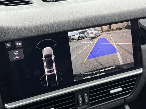 Certified 2021 Porsche Cayenne Coupe image 25