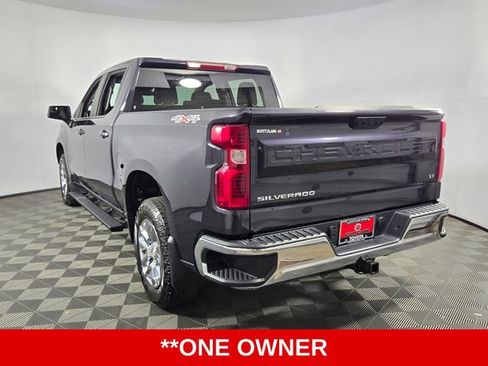 Used 2023 Chevrolet Silverado 1500 LT AWD/4WD image 6