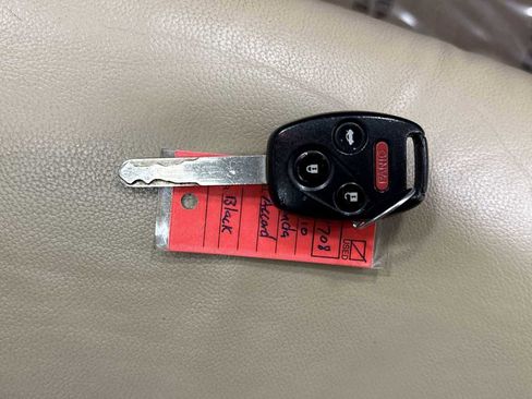 Used 2010 Honda Accord EX-L image 30