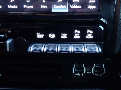 Used 2022 RAM 2500 Limited AWD/4WD image 22