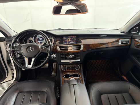 Used 2013 Mercedes-Benz CLS 550 4MATIC image 16