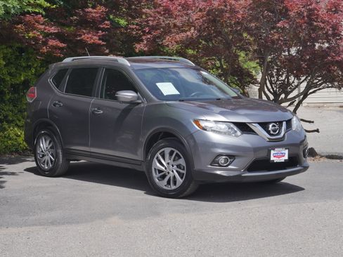 Used 2015 Nissan Rogue SL w/ SL Premium Package FWD image 25