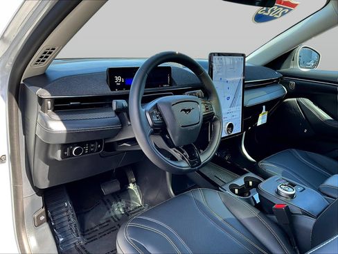 Used 2023 Ford Mustang Mach-E Premium AWD/4WD image 19