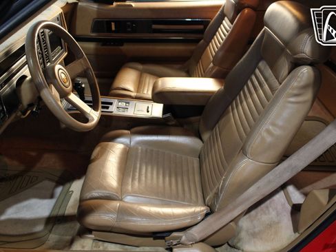 Used 1989 Buick Reatta Coupe FWD image 39