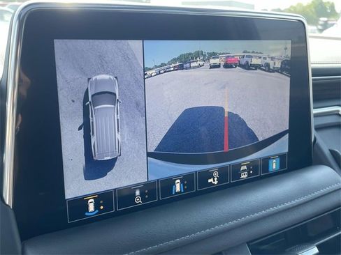 Used 2021 Chevrolet Tahoe Z71 w/ Z71 Signature Package image 22