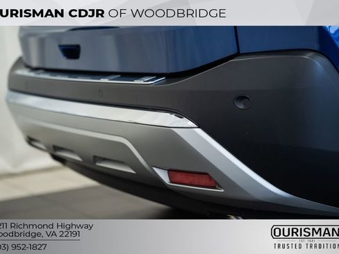 Used 2023 Nissan Rogue Platinum AWD/4WD image 7