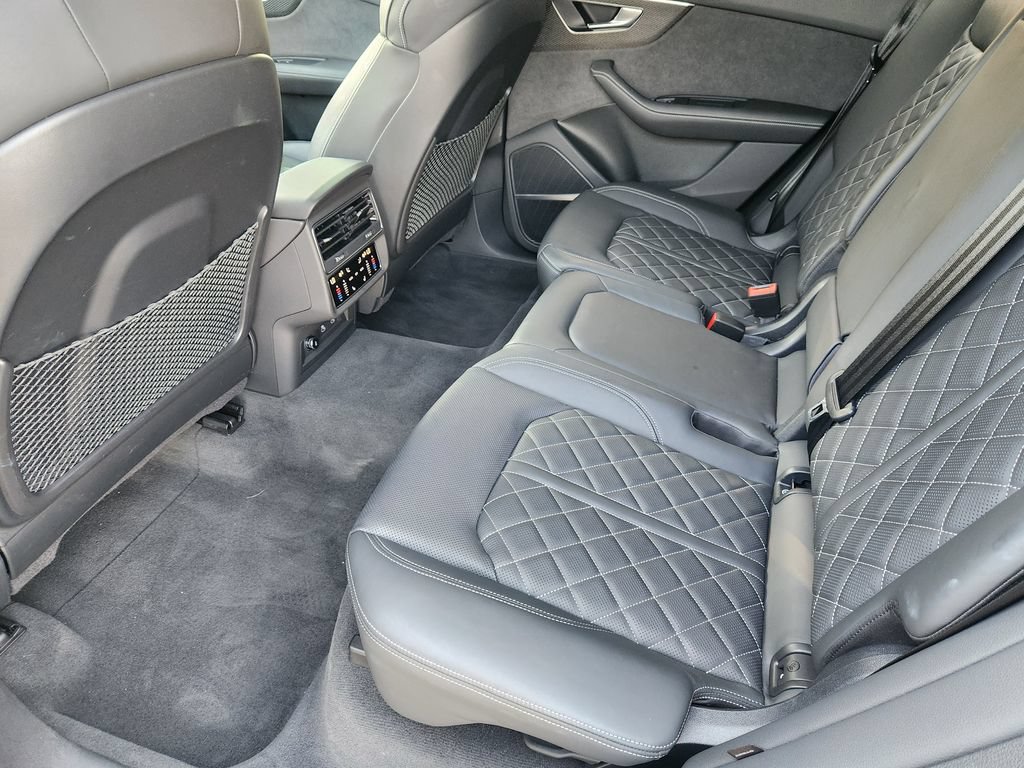 Used 2023 Audi SQ8 Prestige w/ Prestige Package AWD/4WD image 34