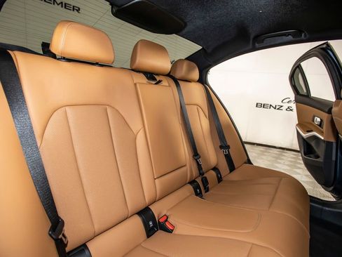 Used 2025 BMW 330i Sedan w/ Premium Package image 53