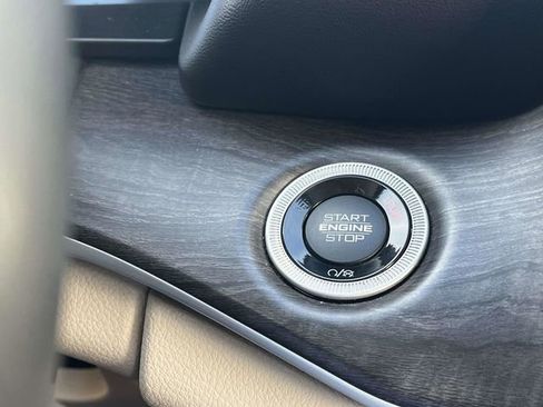 Used 2022 Jeep Grand Cherokee Limited w/ MOPAR Finishing Package image 33