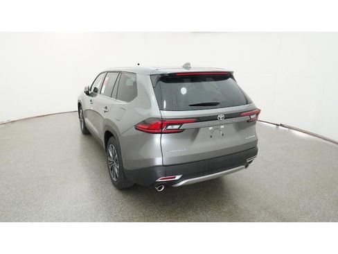 New 2026 Toyota Grand Highlander AWD Hybrid image 11