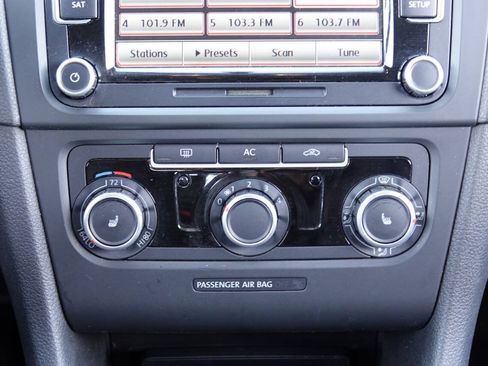 Used 2011 Volkswagen Golf TDI FWD image 74