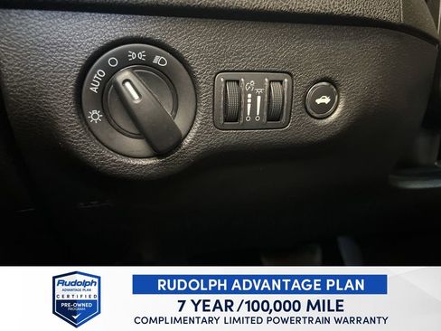 Used 2023 Dodge Charger SXT image 32