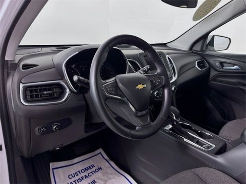 Used 2024 Chevrolet Equinox LT image 9