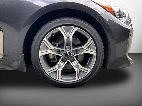 Used 2020 Kia Stinger GT-Line w/ Sun & Sound Package RWD image 35