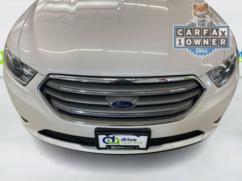 Used 2018 Ford Taurus SEL w/ Equipment Group 201A image 14