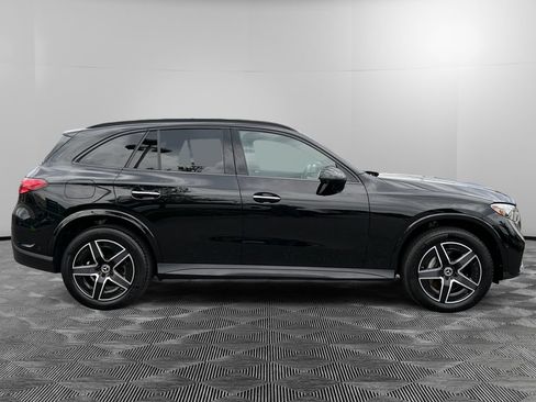 Used 2025 Mercedes-Benz GLC 300 4MATIC image 6