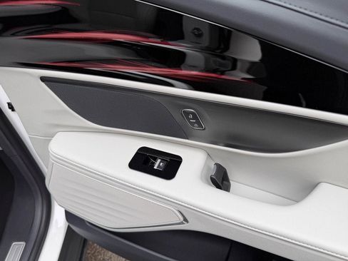 New 2026 Lincoln Nautilus Premier w/ Jet Appearance Package image 26