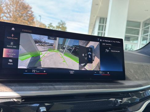 Certified 2023 BMW X7 xDrive40i w/ M Sport Package image 21