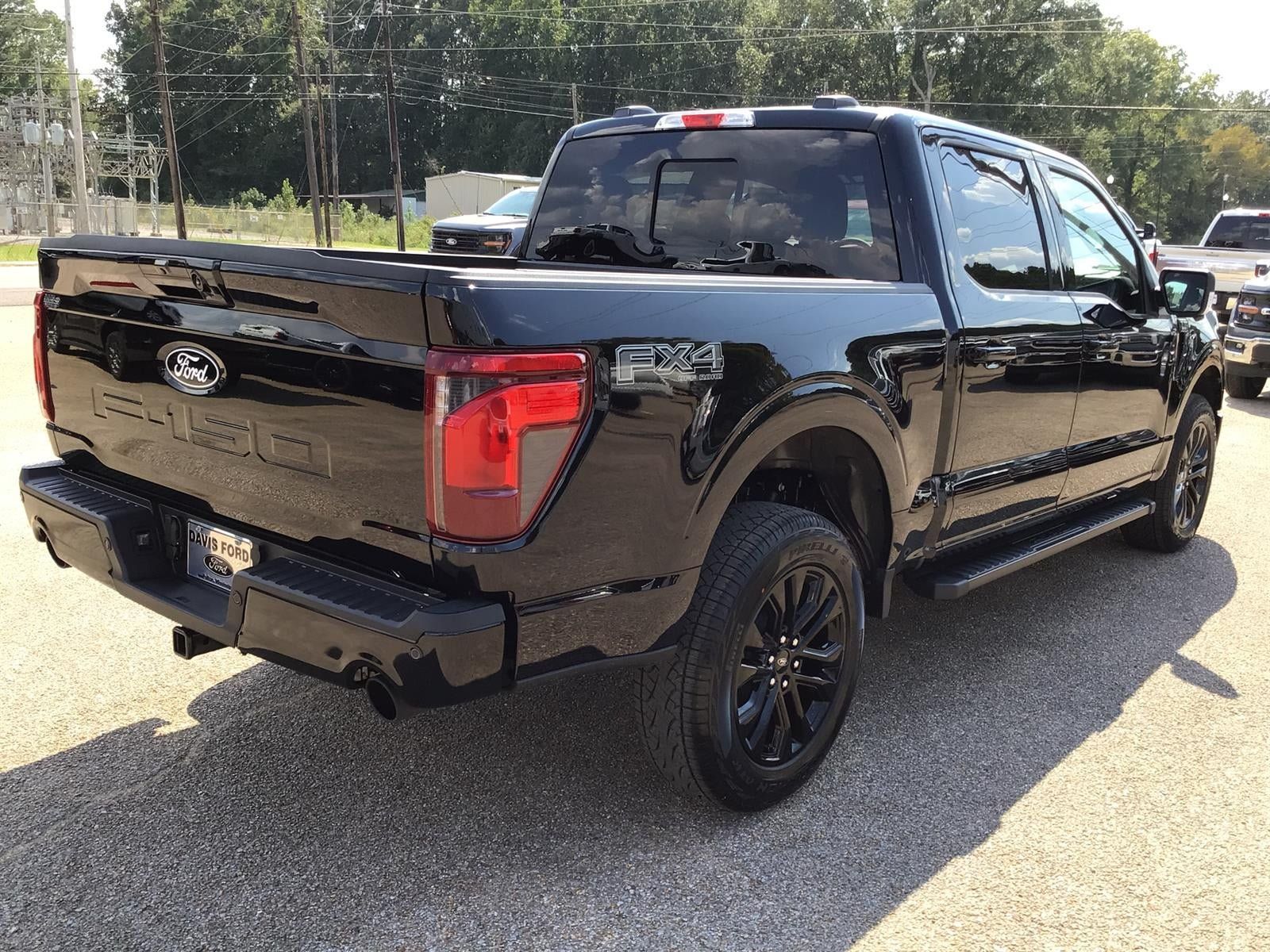 New 2026 Ford F150 XLT w/ Equipment Group 302A MID AWD/4WD image 10