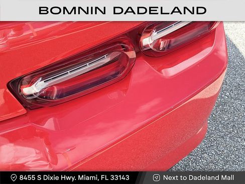 Used 2019 Chevrolet Camaro LT image 5