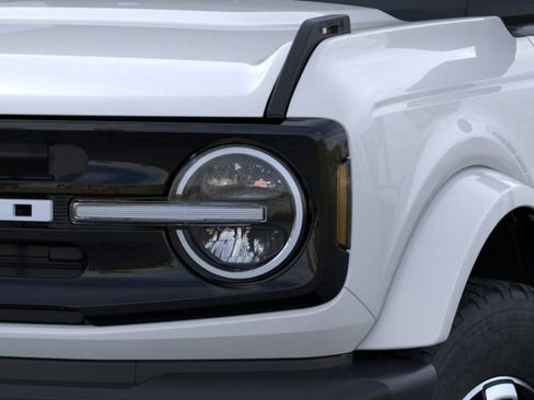 New 2026 Ford Bronco Outer Banks AWD/4WD image 23